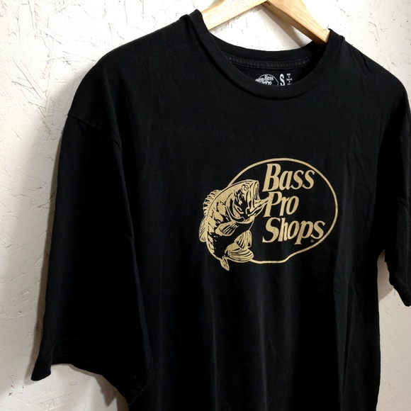 Bass Pro Shops | Mens Black T-Shirt ☆DAMAGED☆ - Picture 2 of 9